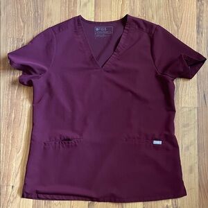 Figs Women's Scrub Top in Burgundy Size Large